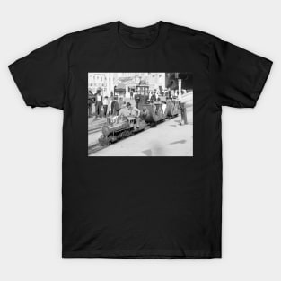 Miniature Railroad at Coney Island, 1905. Vintage Photo T-Shirt